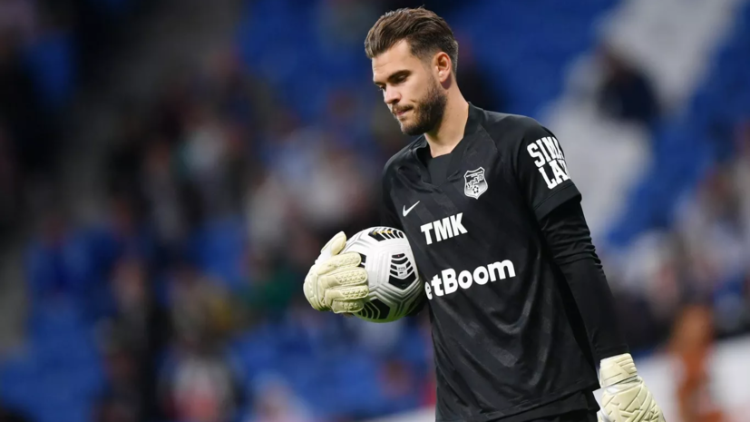 Помазун продлил контракт с ЦСКА и снова был отдан в аренду «Уралу»