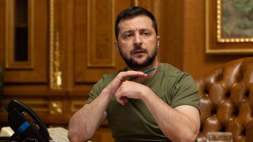 Novinite: Зеленский передал властям Болгарии список желаемой военной техники