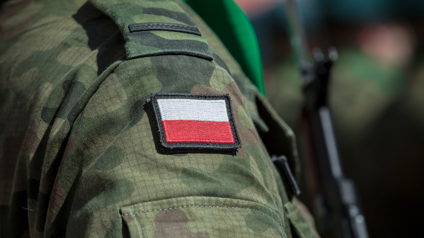 Польша перебрасывает к границе с Белоруссией 1000 военных и около 200 единиц техники