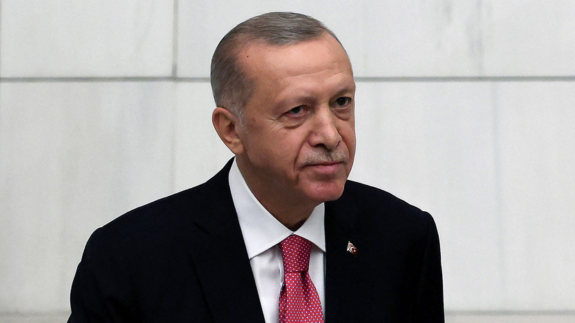 Эрдоган: Турция не дала возможность желающим испортить отношения с Россией