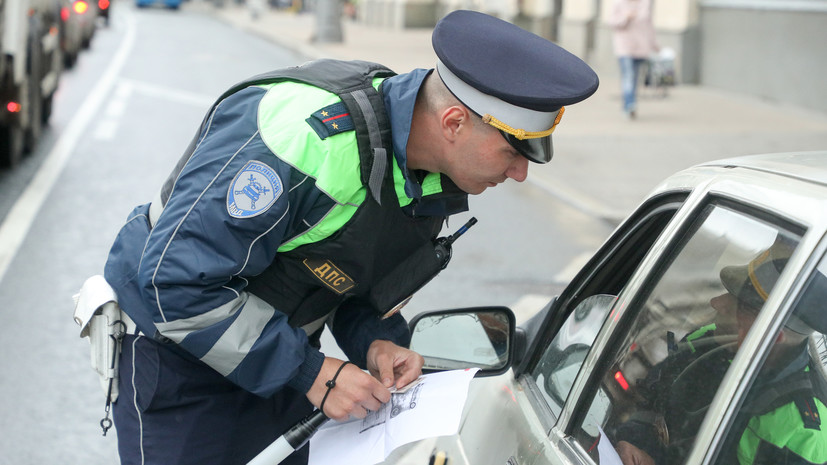 В России вступил в силу порядок ограничения водительских прав уклонистам