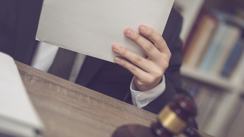 В Приморье прокуратура начала проверку по факту обрушения пешеходного моста