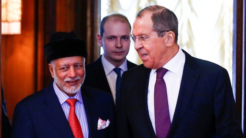 Глава МИД Омана в ходе встречи с Лавровым передал послание от султана для Путина