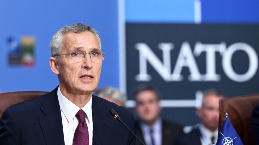 Столтенберг заявил о решении НАТО упростить процесс присоединения Киева к альянсу