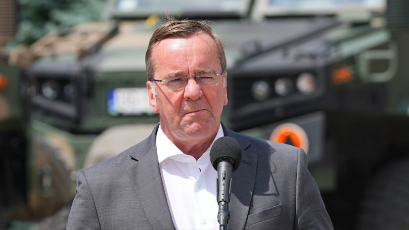 Глава Минобороны ФРГ подтвердил, что Берлин не будет поставлять крылатые ракеты Киеву