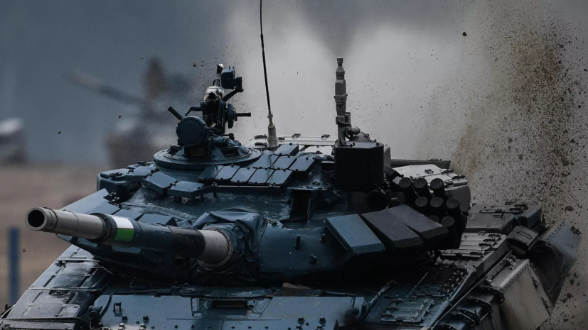 Шойгу: «Уралвагонзавод» нарастил поставки и капитальный ремонт танков Т-72 и Т-90