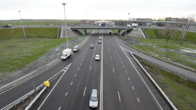 Минтранс Подмосковья призвал водителей не останавливаться на обочинах магистралей