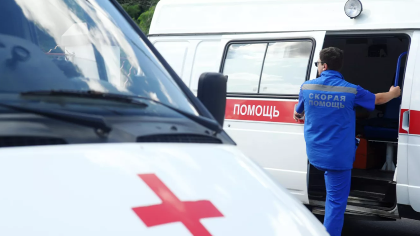 Минздрав: три человека пострадали при аварийной посадке самолёта в Новосибирске