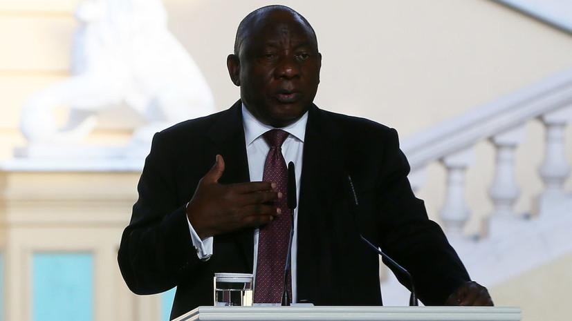 Президент ЮАР проинформировал Путина о подготовке к саммиту БРИКС