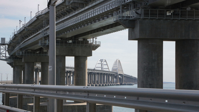 Хуснуллин: двустороннее движение по одной стороне Крымского моста запустят 15 сентября