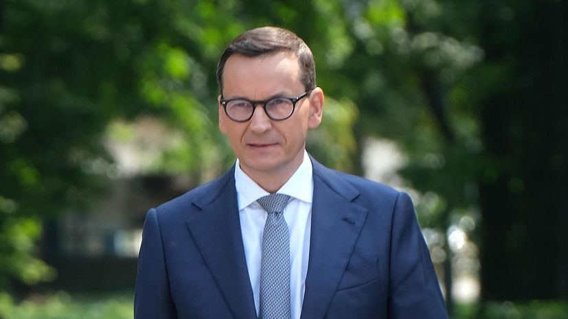 Польский премьер Моравецкий: Польша не будет открывать свой рынок для украинского зерна
