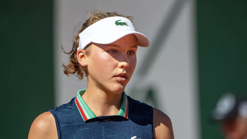 Россиянка Эрика Андреева вышла во второй круг теннисного турнира в Палермо