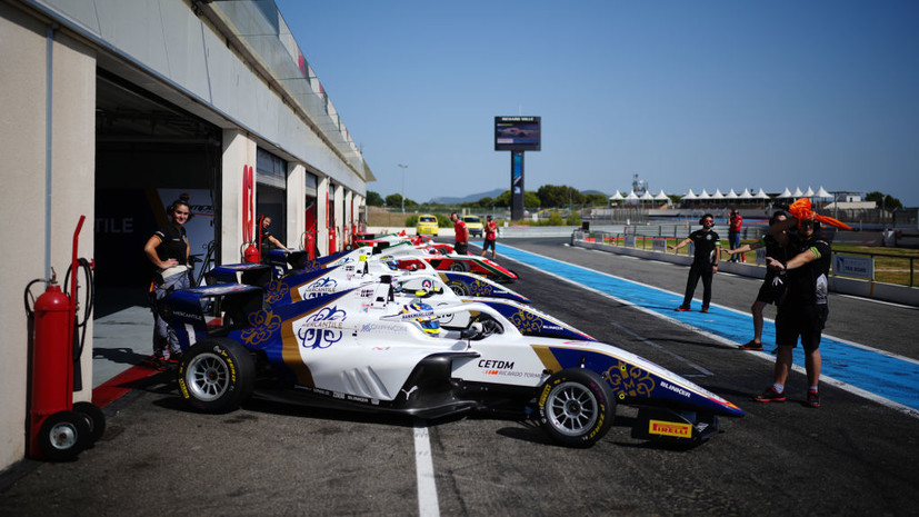 Motorsport: три команды «Формулы-1» нарушили потолок расходов в 2022 году