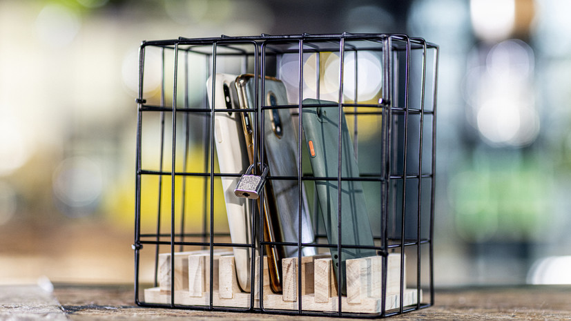 Минпросвещения России запретило своим сотрудникам использовать на работе технику Apple