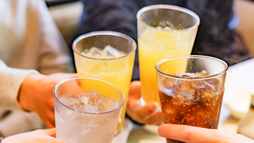 Россияне стали реже пить газированные напитки