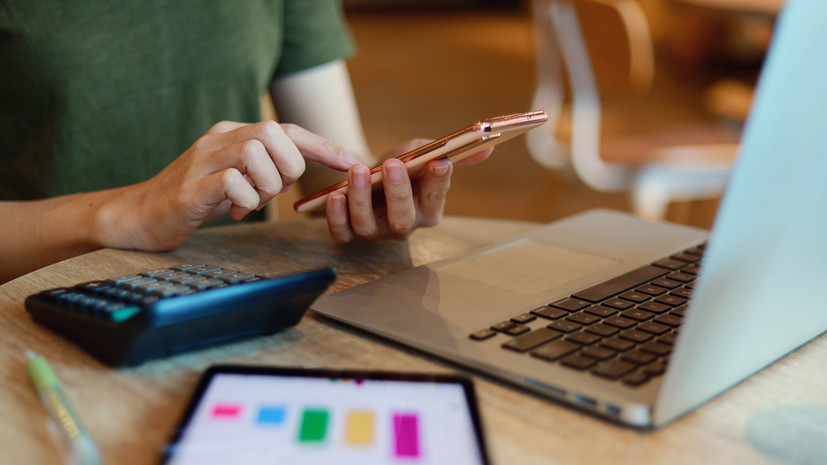 Около половины россиян сталкивались с нелегальными финансовыми организациями