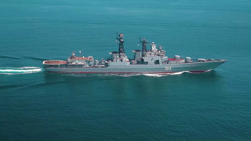Российские и китайские корабли на учениях отразили воздушную атаку условного противника
