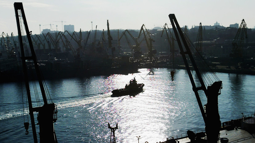 В ВСУ сообщили о повреждении оборудования в порту Одесской области