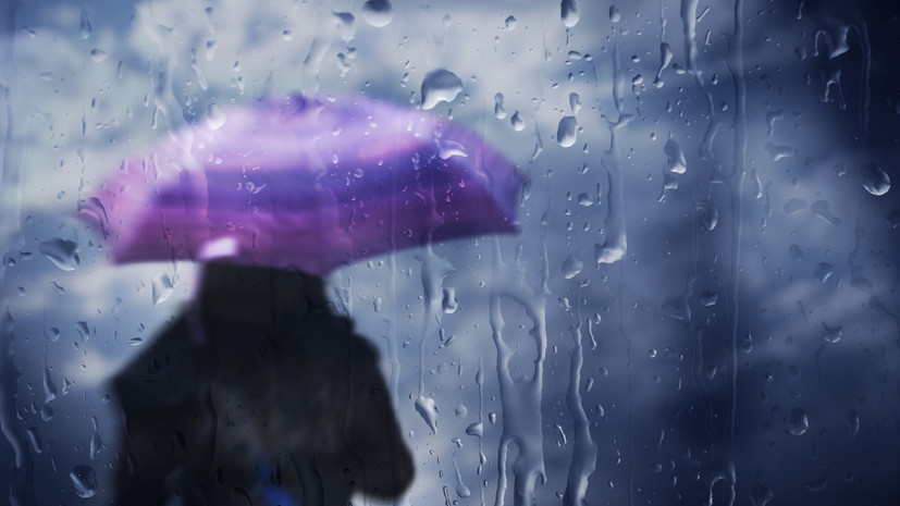 Врач Хухрев: попавший под дождь рискует заболеть в случае переохлаждения