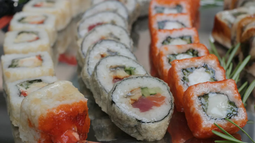 РИА Новости: в Тамбове 17 человек отравились едой из суши-бара