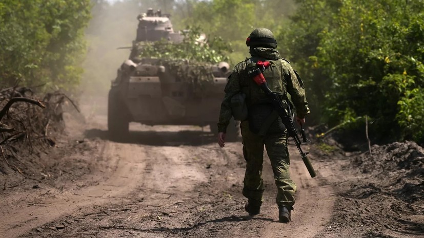 Минобороны: ВС России уничтожили РСЗО и танки ВСУ на Запорожском направлении
