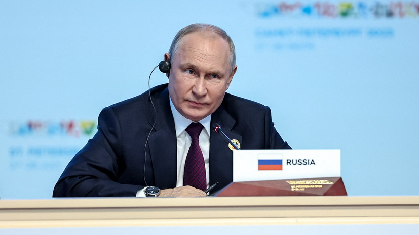 Путин заявил, что Россия продолжит поддерживать ЦАР