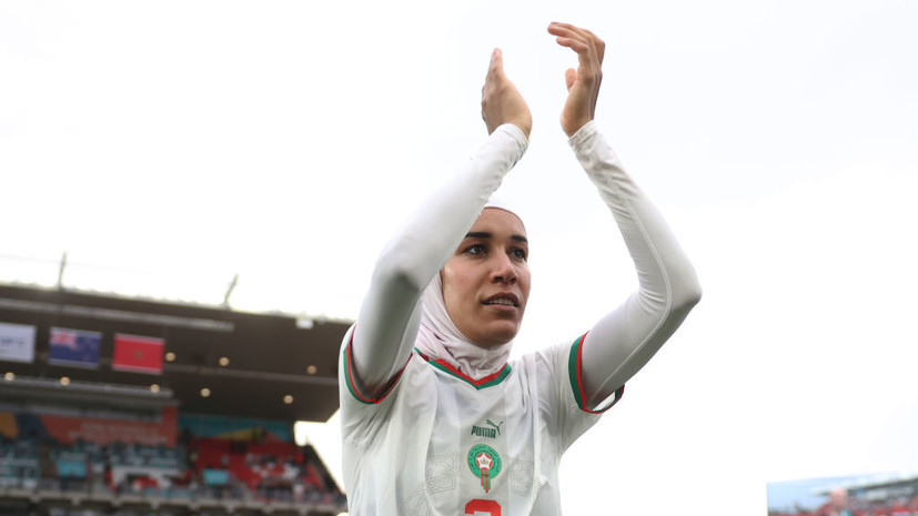 Футболистка сборной Марокко стала первой женщиной, сыгравшей на чемпионате мира в хиджабе