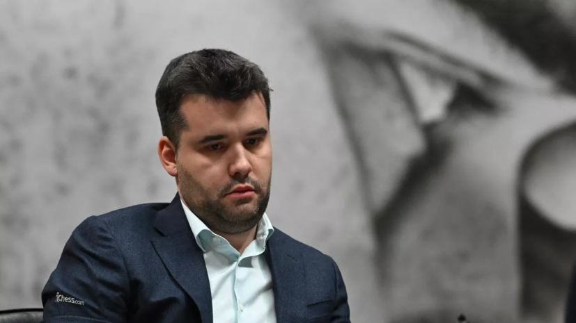 Гроссмейстер Непомнящий сохранил пятое место в рейтинге ФИДЕ, Карякин занимает 12-е место