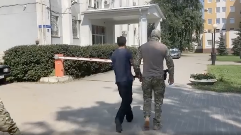 Подозревается в приготовлении к госизмене: ФСБ задержала намеревавшегося вступить в ряды ВСУ жителя Тамбовской области