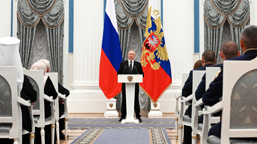 «Преданная служба России»: Путин вручил госнаграды героям СВО