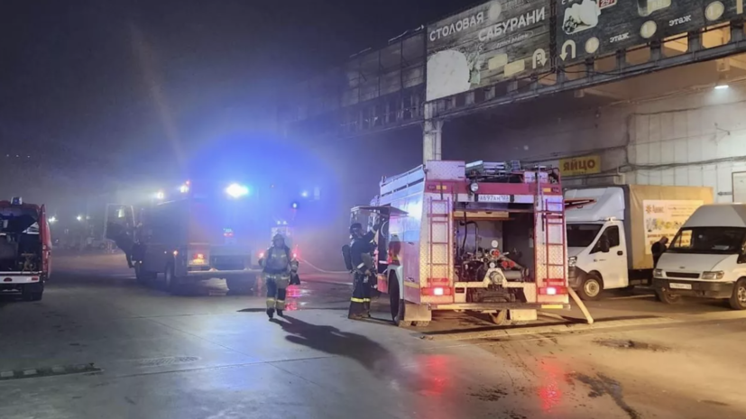 В Краснодаре полностью ликвидировали пожар на складе