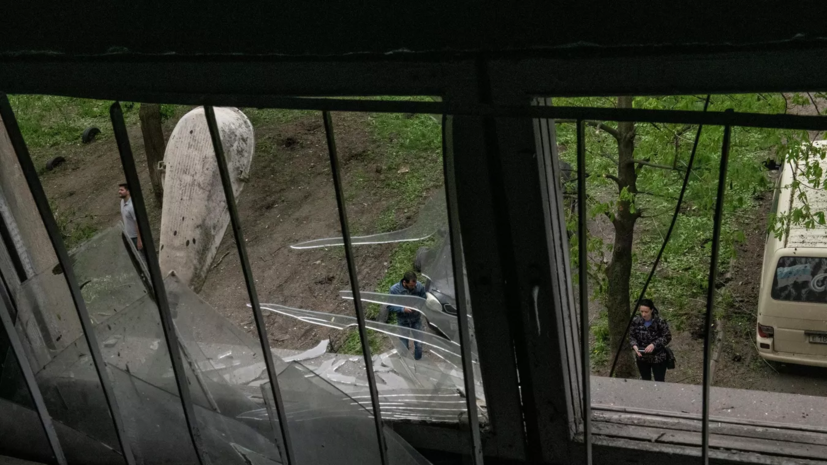 Один человек погиб и трое получили ранения при обстреле ЛНР украинцами