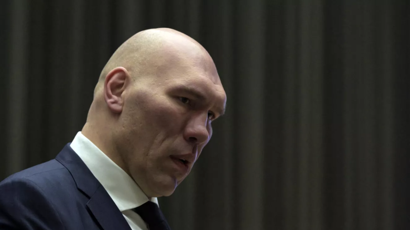 Валуев заявил, что не стал бы тренировать Маска к бою с Цукербергом