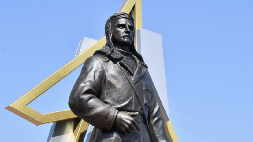 В Абакане открыли памятник Герою Советского Союза Василию Тихонову