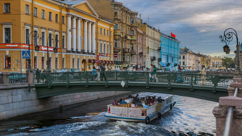 С начала 2023 года Петербург посетили 173 тысячи иностранных туристов