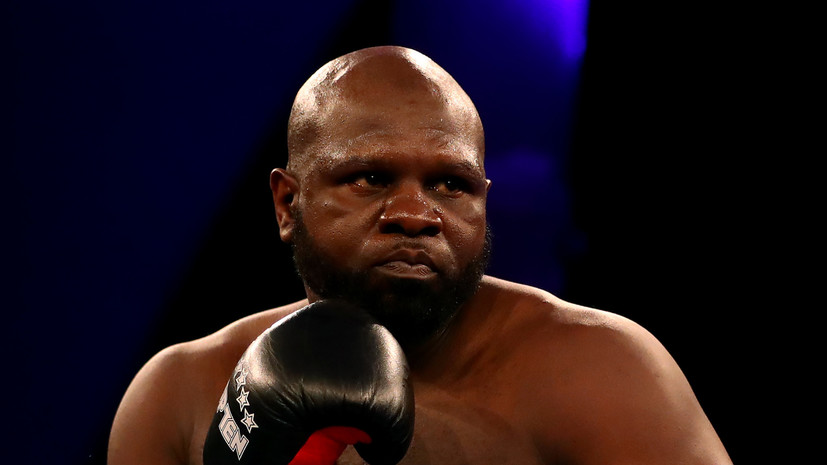 Боксёр Джонсон заявил, что сменил имя в честь Путина из-за его энергетики