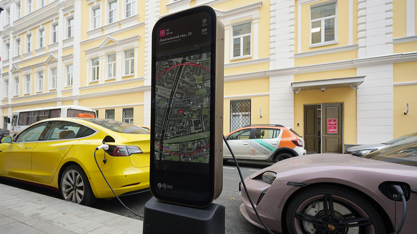 Собянин: в Москве появится ещё 250 новых ЭЗС для электрокаров