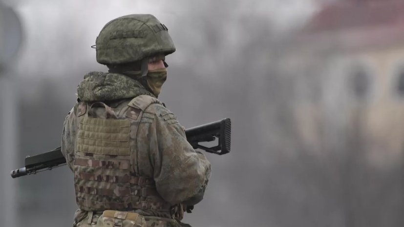 Российские военные начали эвакуацию тел погибших из Новосёловского в ЛНР