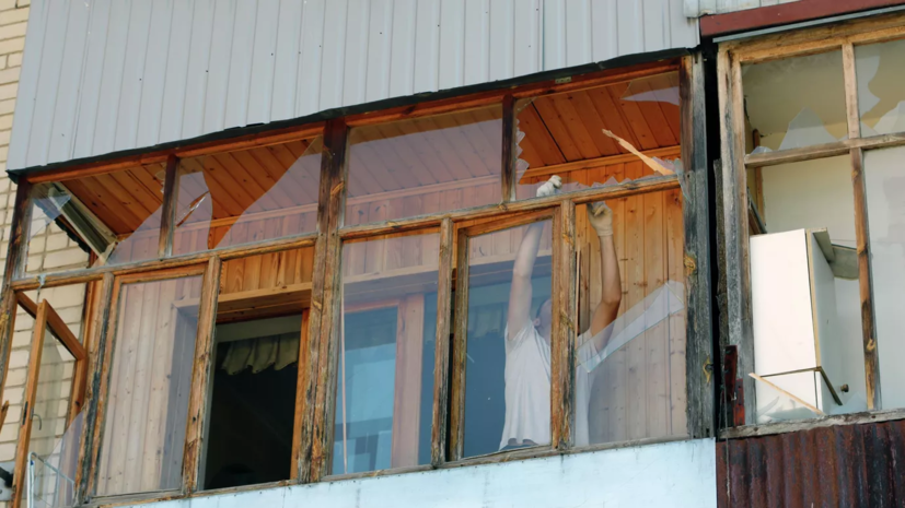 Очевидцы сообщают о ЧП с повреждением фасада дома в Белгороде