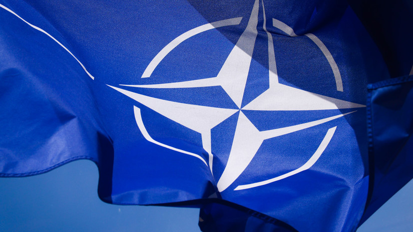Военная хроника рассказала об активности авиации НАТО возле Крыма