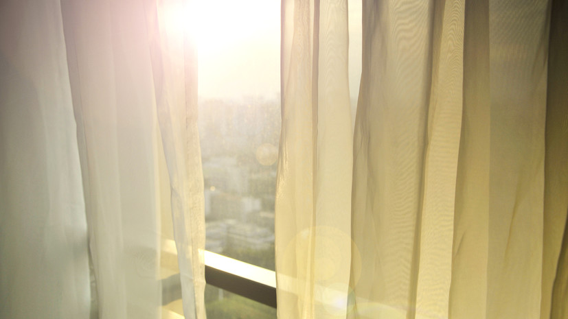 Жители Дагестана спасли двухлетнюю девочку с подоконника на девятом этаже