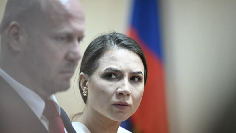 Мосгорсуд отказался поместить блогера Чекалину под домашний арест