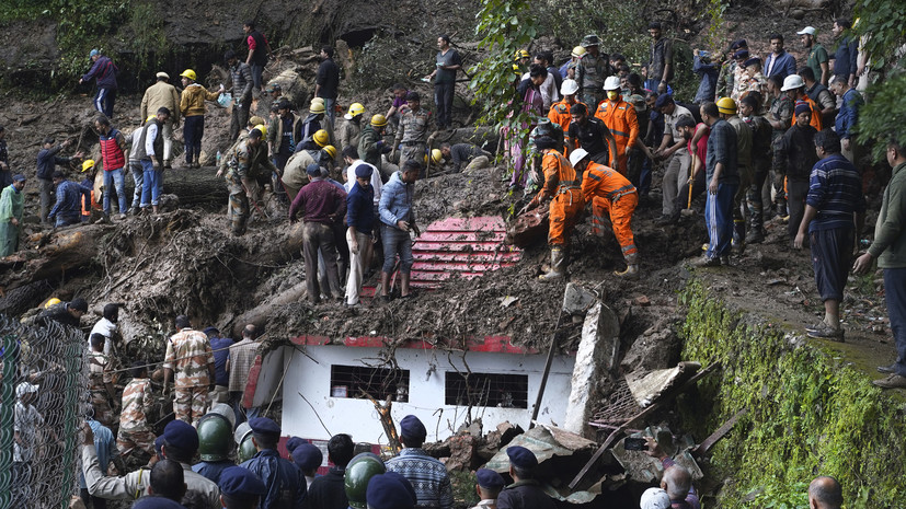 Более 55 жителей индийского штата Химачал-Прадеш погибли в результате оползней