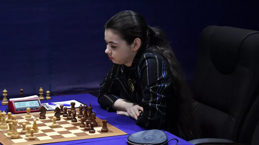 Горячкина сыграет с Салимовой в финале Кубка мира по шахматам в Баку