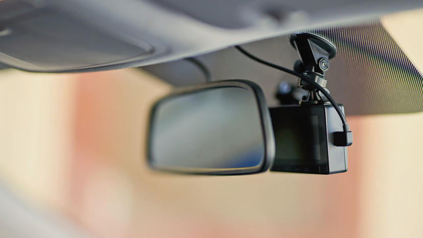 Автоэксперт назвал логичной идею установки видеорегистраторов в учебные автомобили