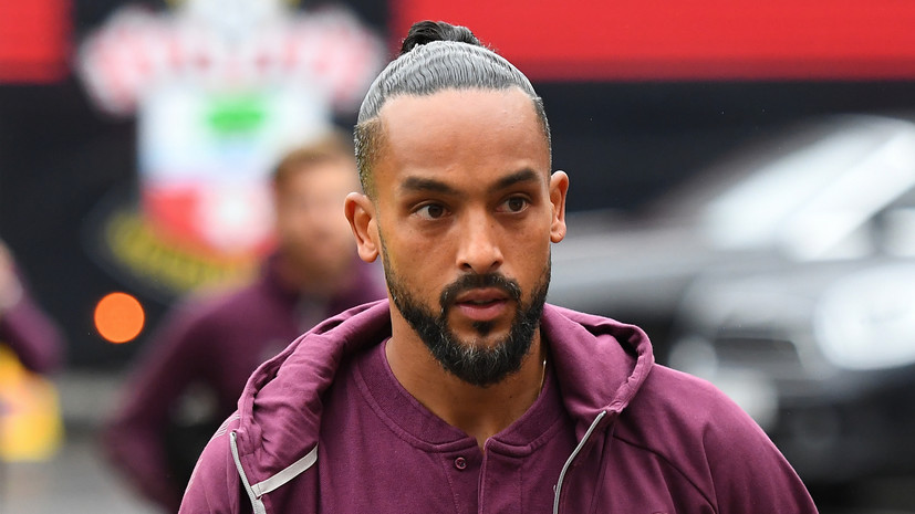 Бывший хавбек «Арсенала» и сборной Англии Уолкотт объявил о завершении карьеры