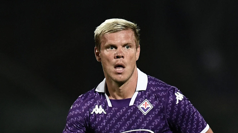 Кокорин попал в заявку «Фиорентины» на матч Серии А с «Дженоа»