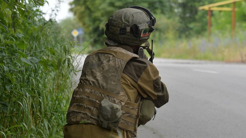 Военным ДНР предоставили возможность проголосовать на выборах на позициях