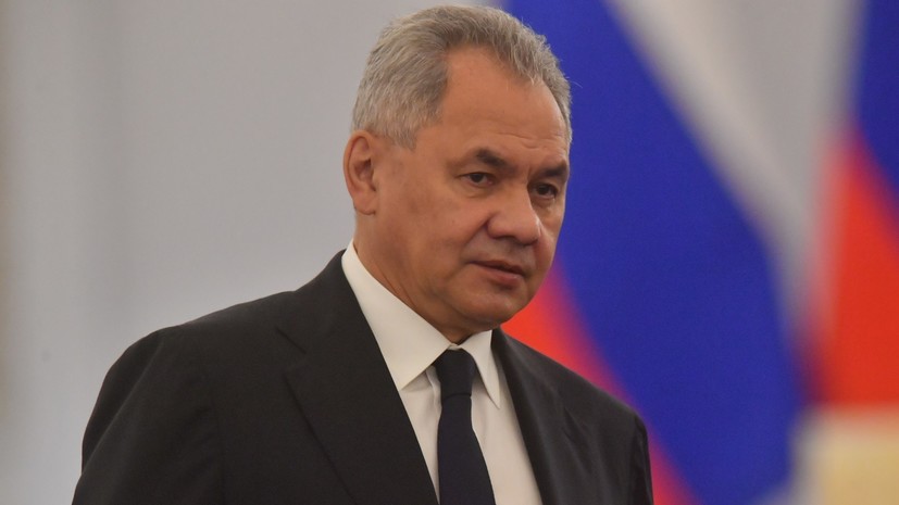 Шойгу поздравил работников и выпускников военных училищ с 80-летием со дня их основания