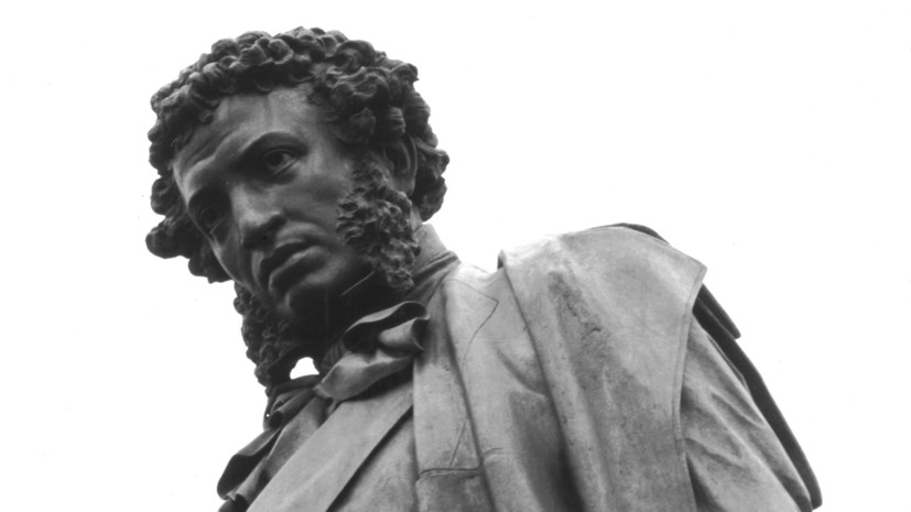 Мэр Одессы Труханов призвал не сносить памятник Пушкину